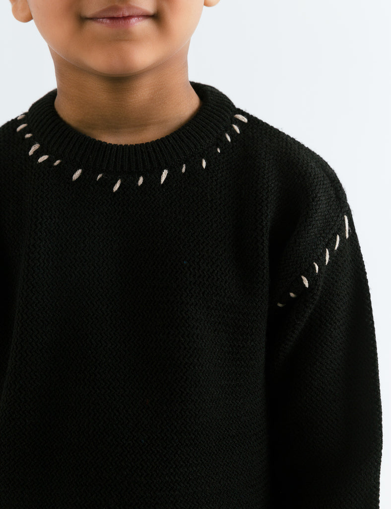 CONTRAST TOP STITCHING SWEATER