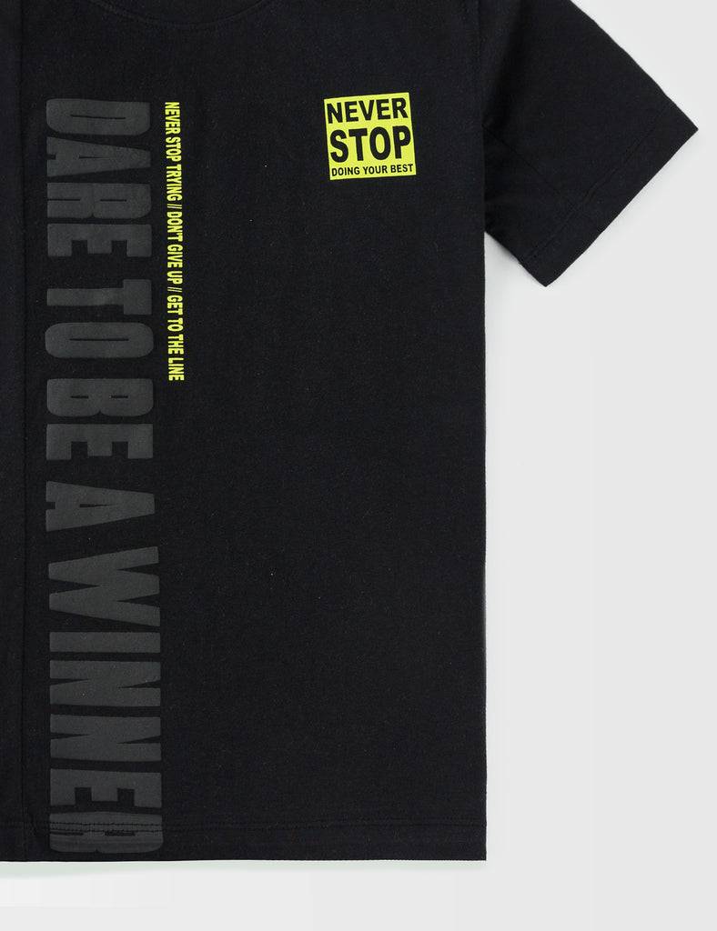 NEVER STOP GRAPHIC TEE